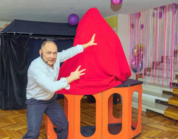 Momento de magia en una fiesta